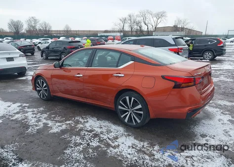 2019 Nissan Altima 2.5 Platinum z USA, uszkodzony, nr VIN 1N4BL4FW3KN316054